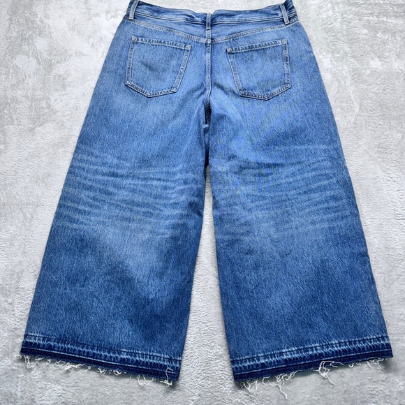 M Jeans by Maurices Womens 14 Short Wide Leg High Rise‎ Cropped Jeans Raw Hem - Picture 2 of 9